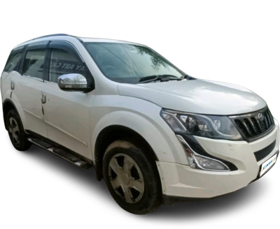 Mahindra XUV500-img